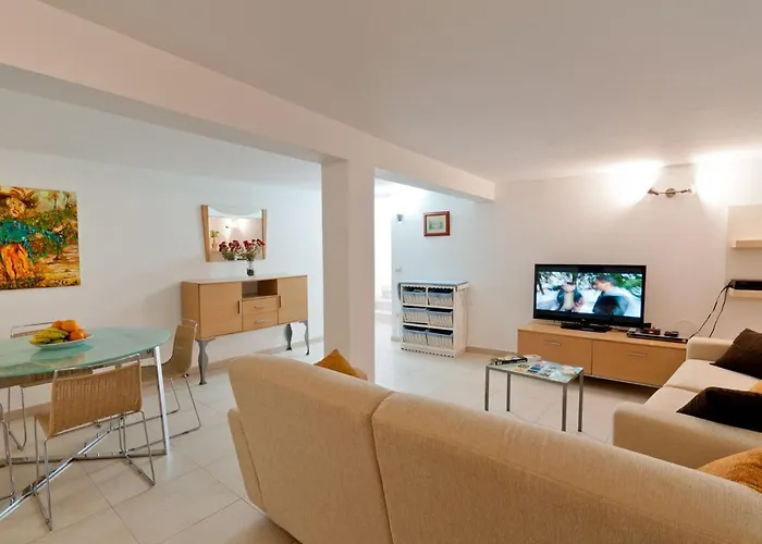 וילה In Spain With Private Pool & Garden *